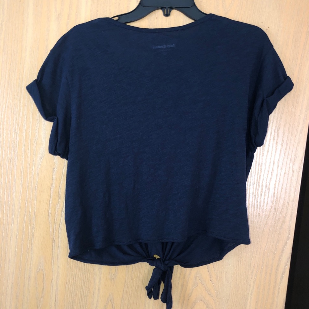 Juicy Couture Cropped Shirt - Picture 5 of 5